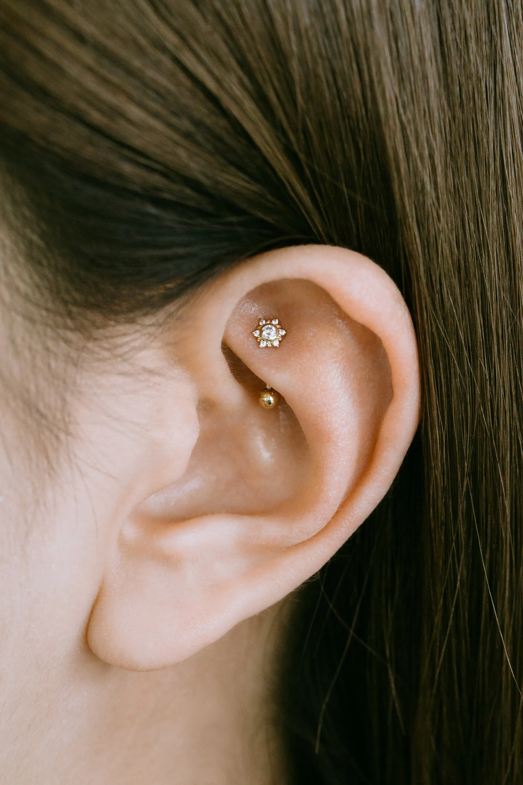 14K Solid Gold Minimalist Central Cz Cute Snowflake Flower Snug Rook Eyebrow Navel Daith Banana Curved Ear Earring Barbell Piercing For Women Men 16g 18g Jewelry