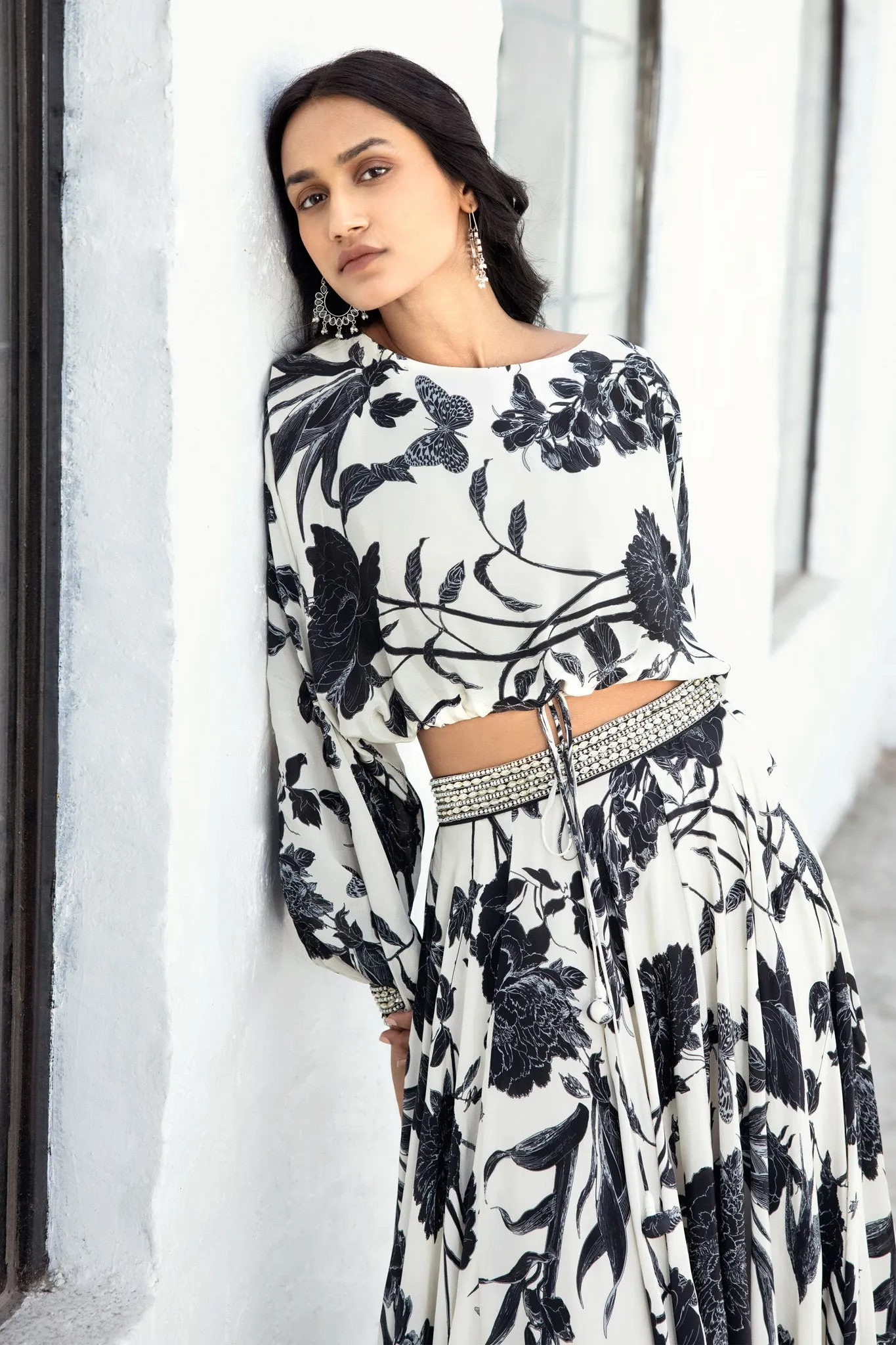 50Z896-RO Stylish Black & White Floral Printed Skirt Set