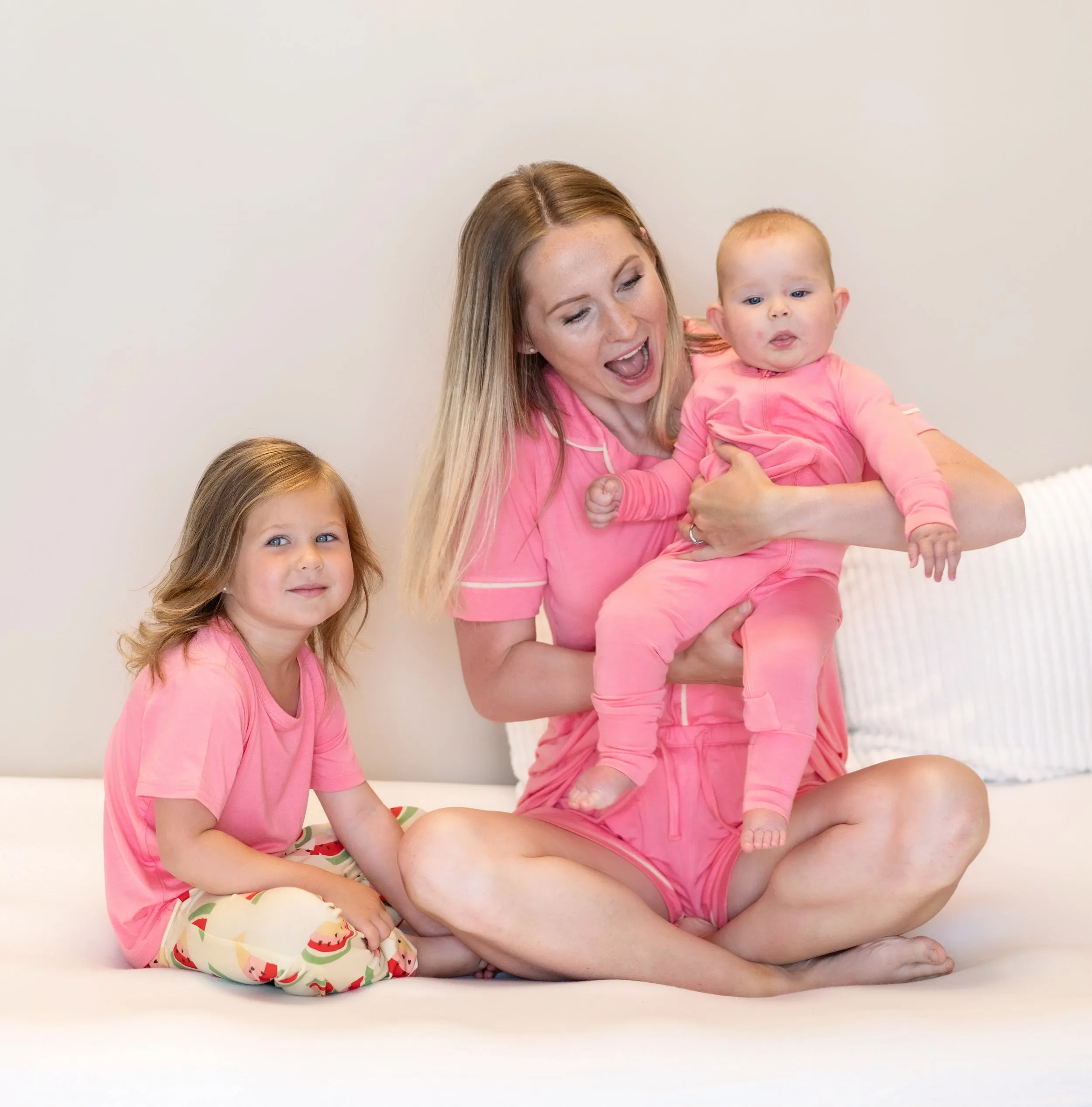 Bamboo 2-way Zippy Romper w/rollover cuffs (Pink Lemonade)