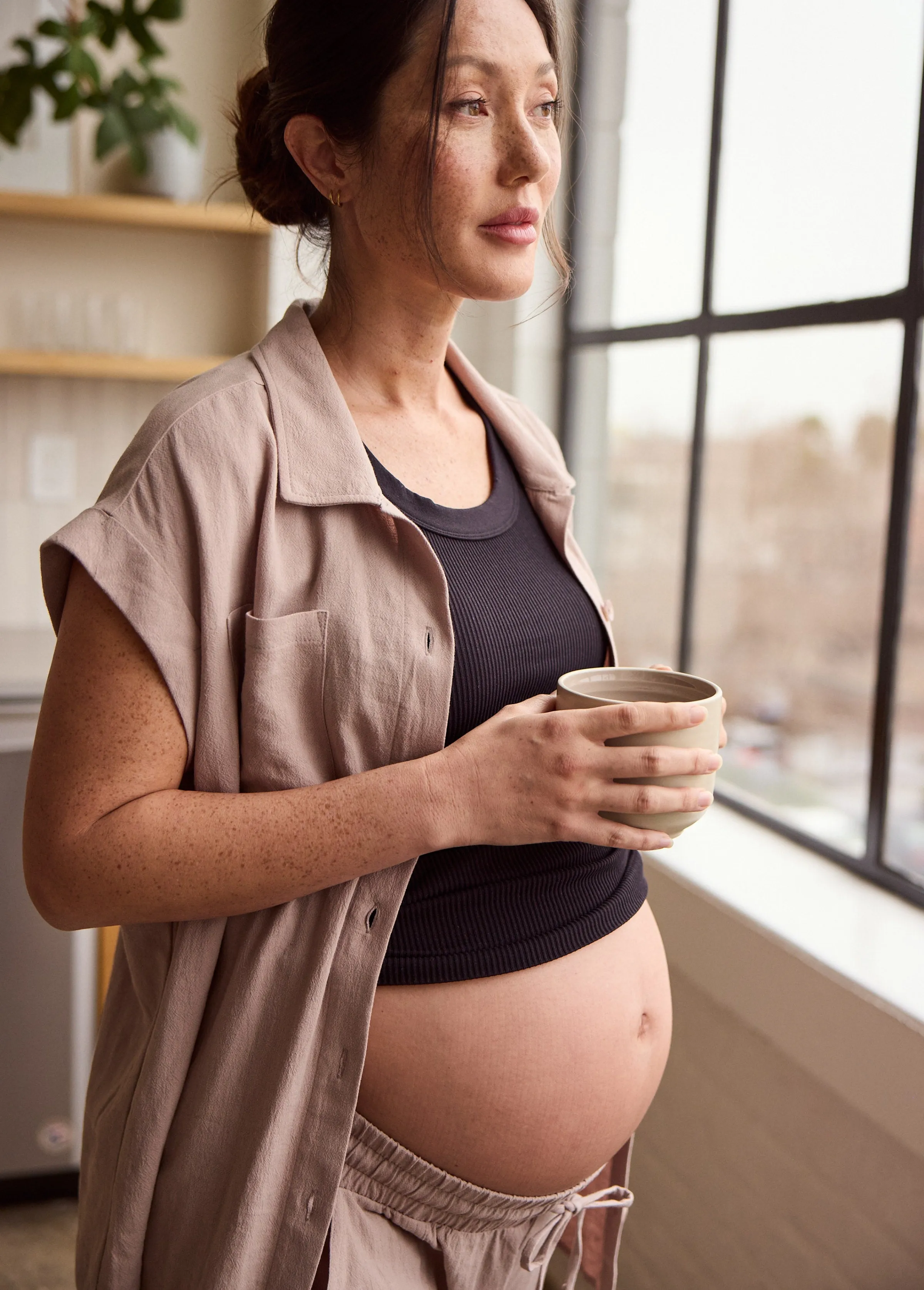 Breezy Linen Maternity Shirt