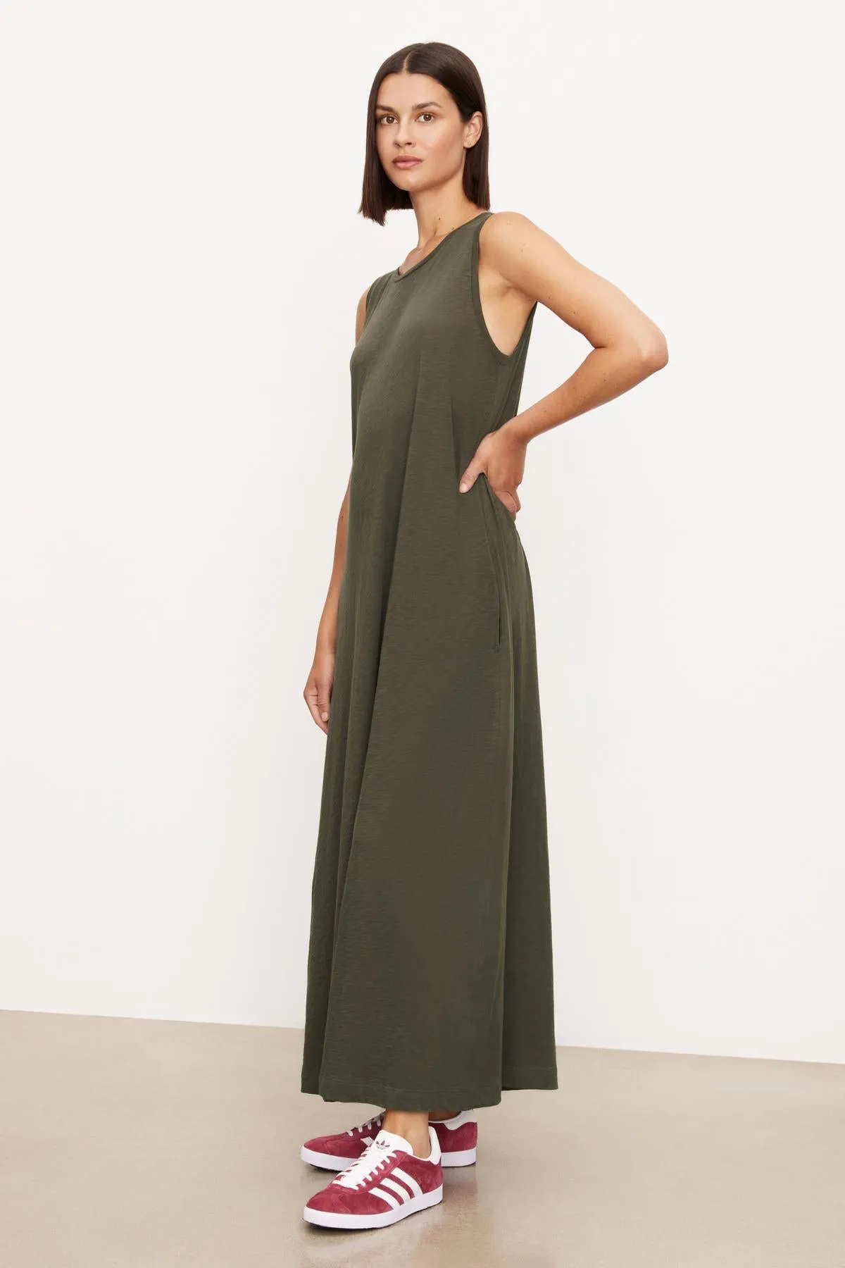 EDITH SLEEVELESS MAXI DRESS