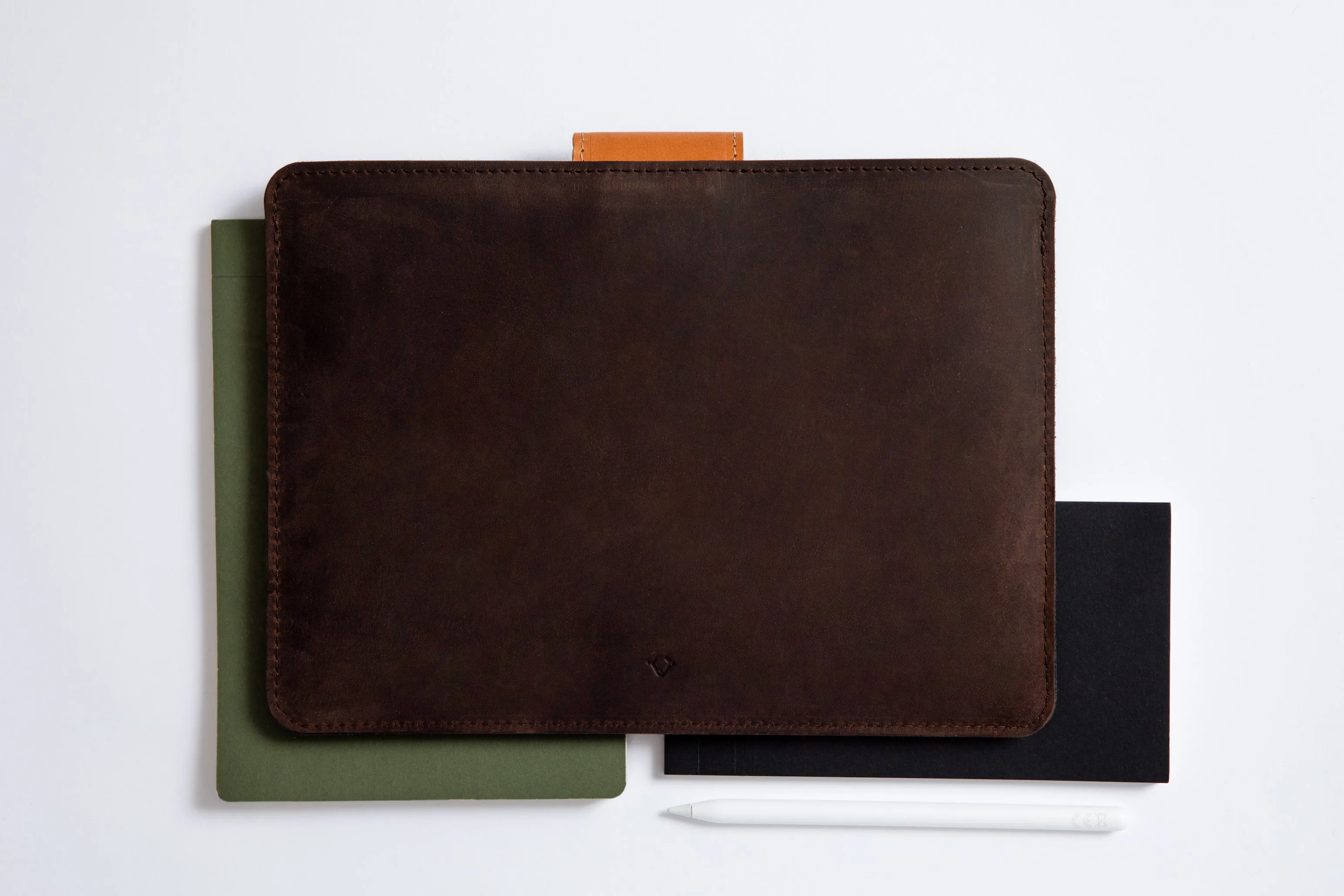 KEEP IT SNUG MacBook Case/ Oak Brown/