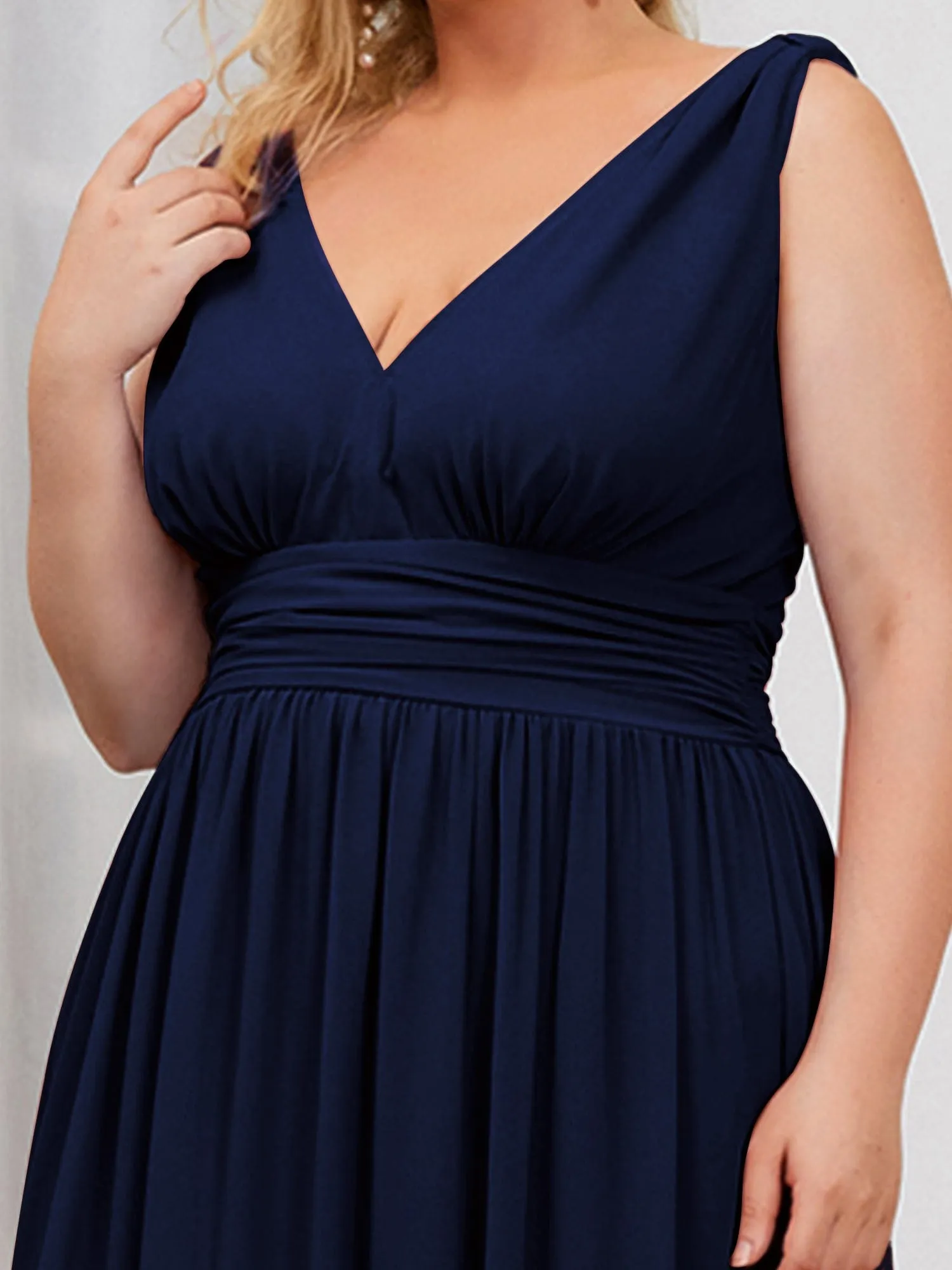 Plus Size Sleeveless V-Neck Chiffon Semi Formal Maxi Dress