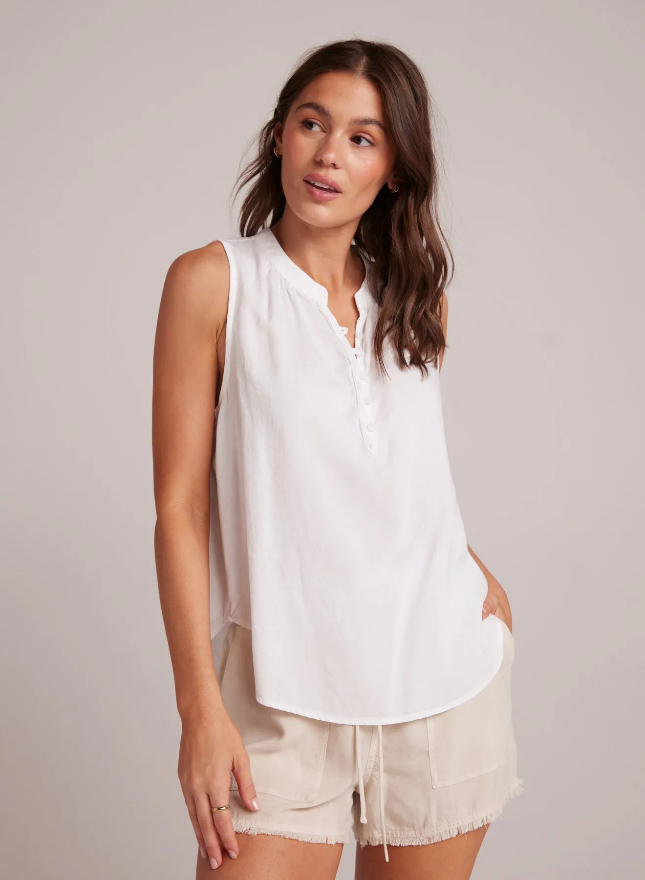 Sleeveless Pullover - White