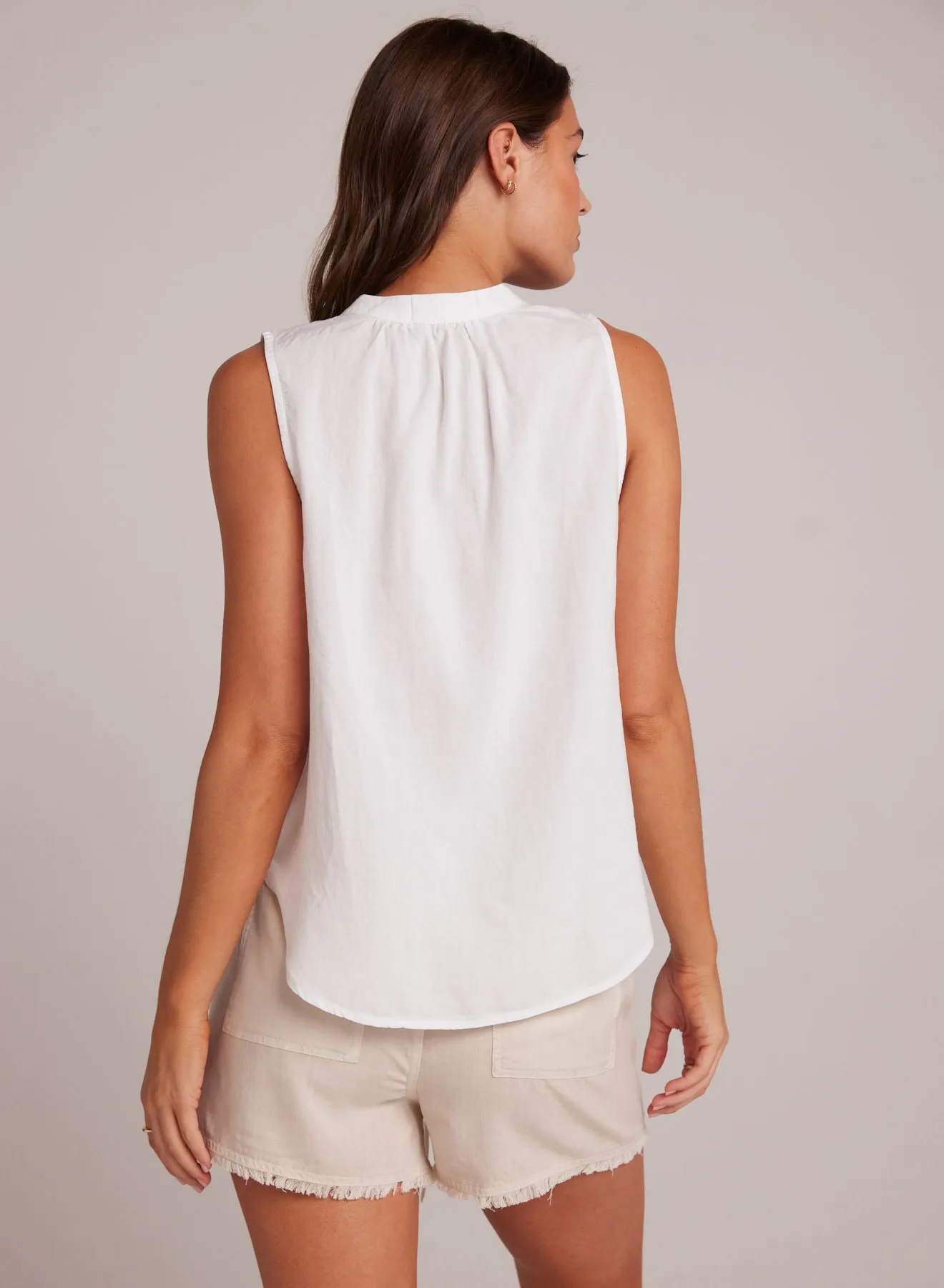 Sleeveless Pullover - White